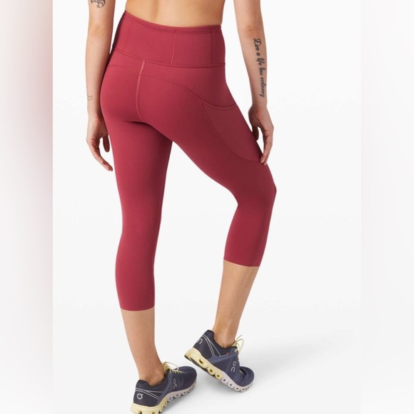 Lululemon Fast and Free Crop II Leggings Nulux 19’’ in Chianti Size 6 - Picture 11 of 13